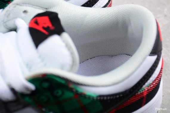 Nike DV0827-100 Plaid Dunk Low Tartan 0817